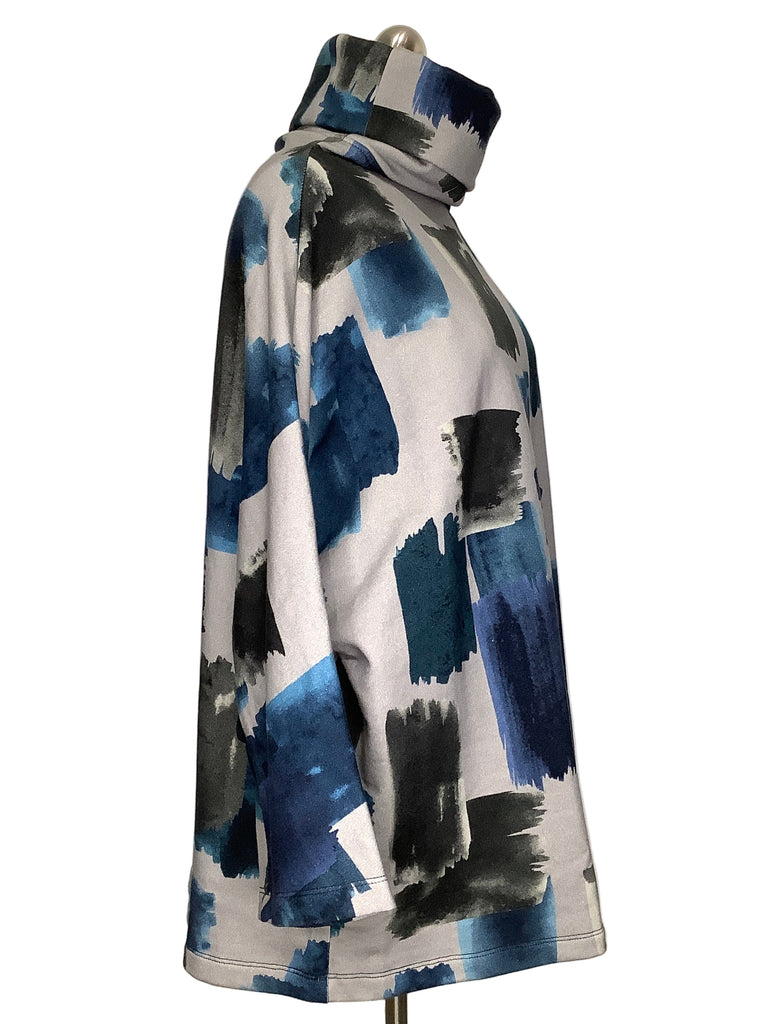 M Square Fleece Tunic