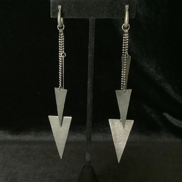 Mariella Plato Triangle Earrings