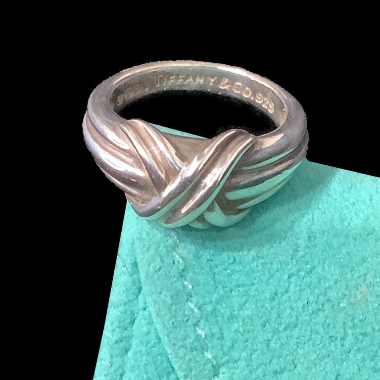 Tiffany X Ring